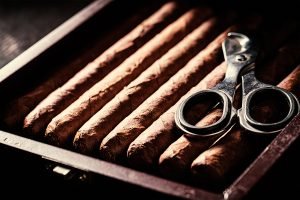 Depositu-humidor-de-puros-elegante